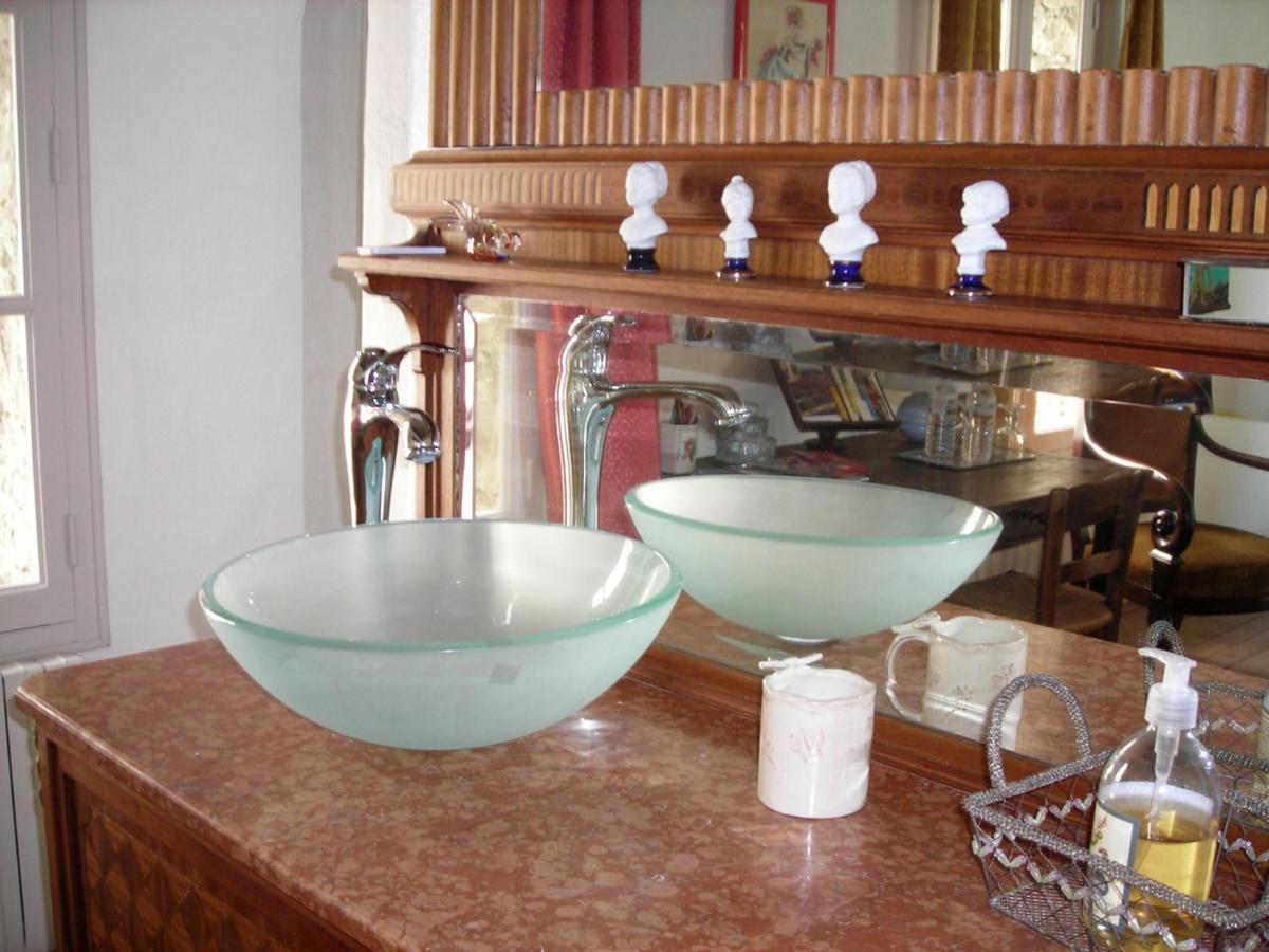 Au Coeur De La Cite Medievale Bed and Breakfast Vaison-la-Romaine Εξωτερικό φωτογραφία
